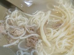 猪肘汤面-亮亮面馆(经六路店)