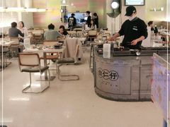 大堂-白仁仔· 活烤海鲜 宵夜(豫园店)