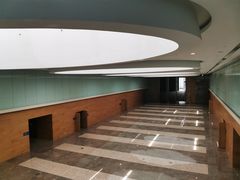 -上海跨国采购会展中心