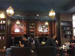 星巴克(中环广场店)-星巴克臻选(上海中环广场2F店)