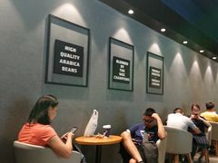-瑞幸咖啡(新世界中心店)