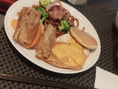 -君来湖滨饭店·玫瑰园