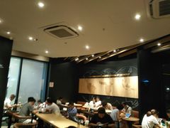 大堂-星巴克臻选(莘庄仲盛店)