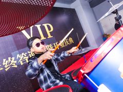 -COCO  BOMB国际流行音乐(爱琴海校区)