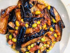 卤肉毛豆烧茄子-小吊梨汤·北京菜(香山店)