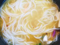 -桥香园过桥米线(国贸店)