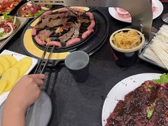 -七甲山烤肉(长白山奇石山珍根艺一条街店)