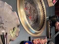 -铭牛烧肉·和牛海鲜自助(高新月牙湖店)