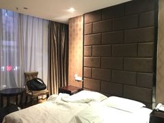 -泸州尚东城市酒店(江阳区水井沟店)