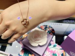 -周大福 CHOW TAI FOOK(新世界百货崇文店)