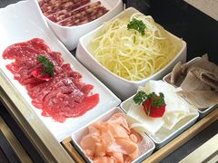 -味之绝美蛙鱼头火锅(松江万达店)
