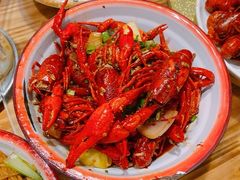 招牌手抓虾-冶建镜子·老南昌大排档·江西虾王(总店)