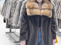 -肃宁华斯国际裘皮城