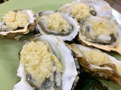 炭烧蒜蓉生蚝-贞姨美食·老字号海鲜大排档