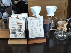 -星巴克臻选(深圳龙华红山天虹店)