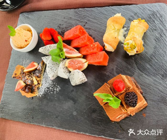 the terrace693(黄金城道店)甜品拼盘图片