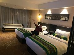 -深圳罗湖东门步行街亚朵X酒店