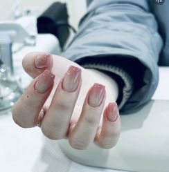 -手艺人不办卡美甲美睫
