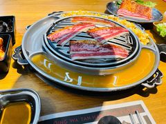 -青瓦炭韩潮烤肉(花园道店)