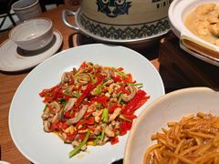 -吃饭皇帝大土家民族菜(荟聚店)