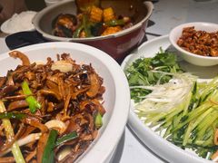 -关东小磨东北菜(漕河泾印象城店)