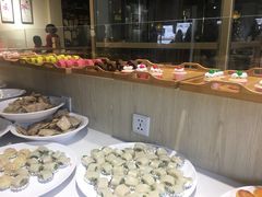 -百荷园蔬食自助餐厅(德辉广场店)