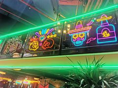 -Famous肥猫墨西哥音乐餐吧(五棵松华熙LIVE店)