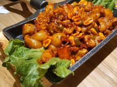 火辣猪肘铲-冰川延边料理·炭烤串(原小木屋店)