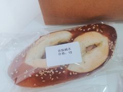 香肠碱水-雀食面包店(钟楼店)