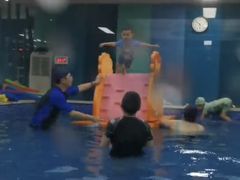 -Swim斯卫姆国际儿童游泳中心(红博中央公园店)