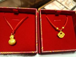 -六福珠寶(巴黎春天五角场店)