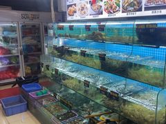 -覃记海鲜美食餐厅