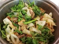 花胶鸡煲-芳村榕树头叹佬鸡煲(体育西店)