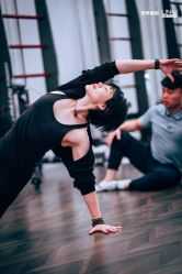 -无界瑜伽普拉提