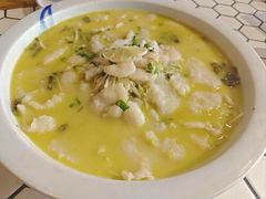 酸菜柠檬鱼-有家川菜(宝山万达店)