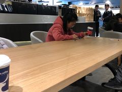 -瑞幸咖啡(新世界中心店)
