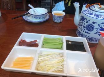 「京味张·北京烤鸭(宝安万达广场店)」 话说这个餐厅