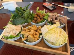 苗岭酸汤全家福-贵州大厦贵州厅(樱花园西街店)