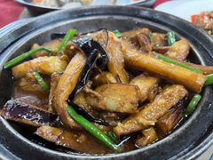 咸鱼茄子煲-隆都四季香饭店(碧海路店)