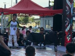 -万达广场(临港店)