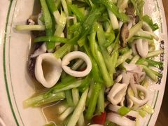 韭黄炒鱿鱼-长平老姿娘夜粥(平东一街店)