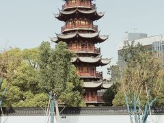 -龙华寺
