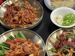 -红东阁东北菜烤肉酒馆(CROSS万象汇店)