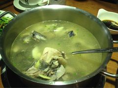 黑鸡小馆(远大路店)-黑鸡小馆(金源店)