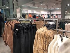 -H&M(鹏欣水游城店)