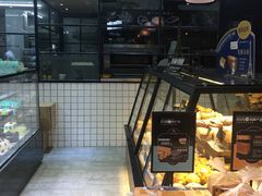 面包甜点陈列柜-依茉朵(锦秋新天地店)