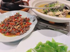-饭怕鱼·黄焖鲟龙鱼(湖大店)