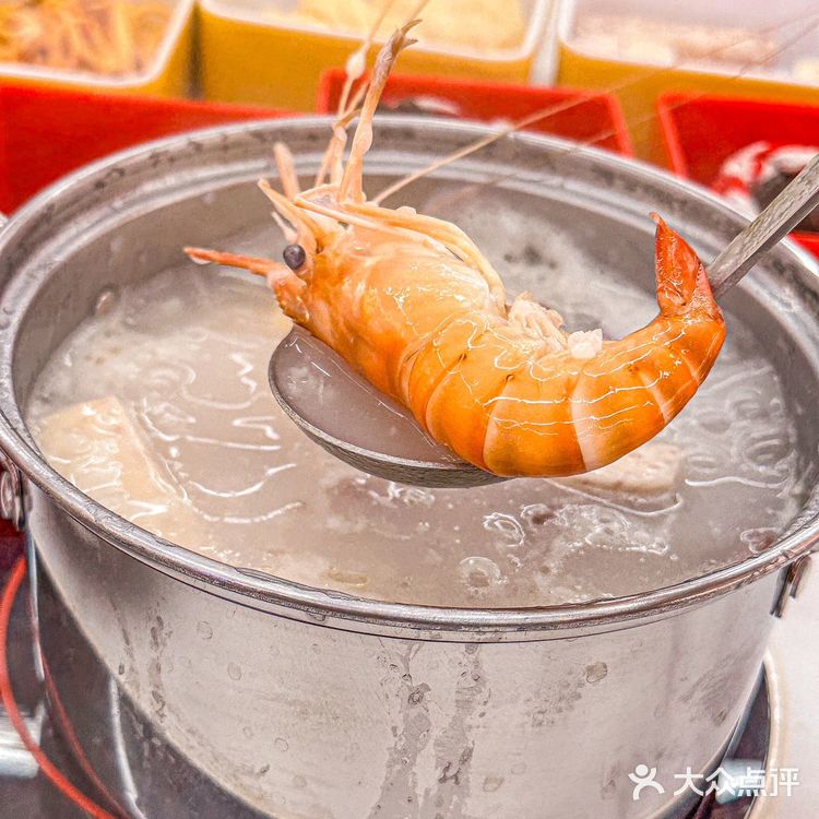 这家海自鲜选火锅店!一人一锅,锅底口味多众选择