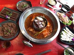 -谭鸭血老火锅(漳州路店)