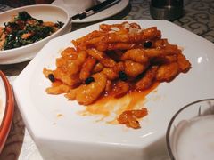 -巴特餐饮6加1音乐餐吧·新疆菜